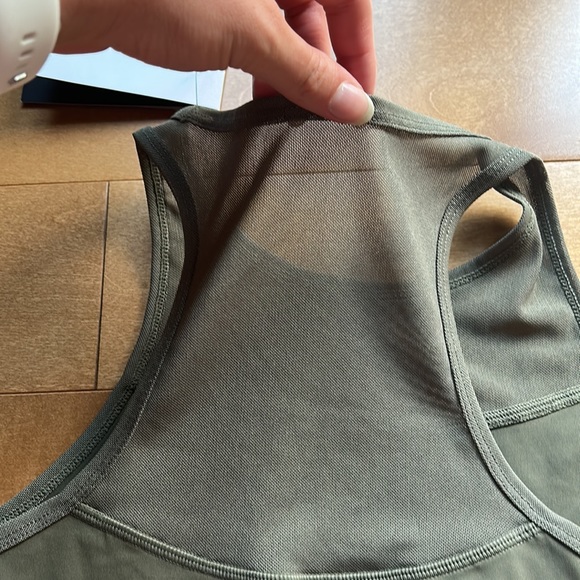 Nike Pro Cropped Training Tank - Picture 8 of 8